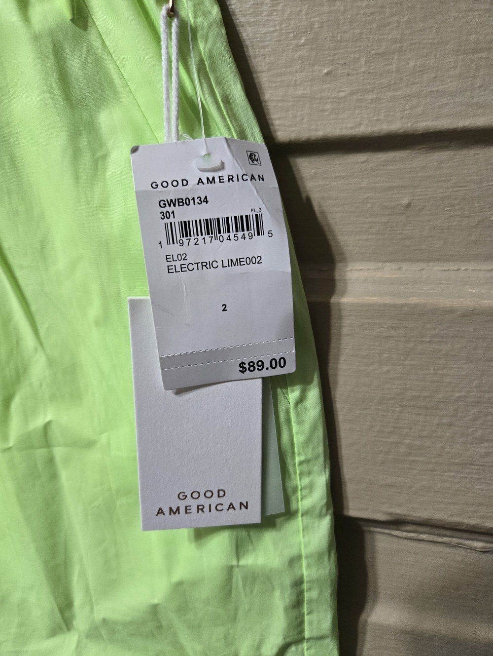 Good American Electric Lime Green Weekend Shorts NWT Size: 2 = Medium - Picture 3 of 5